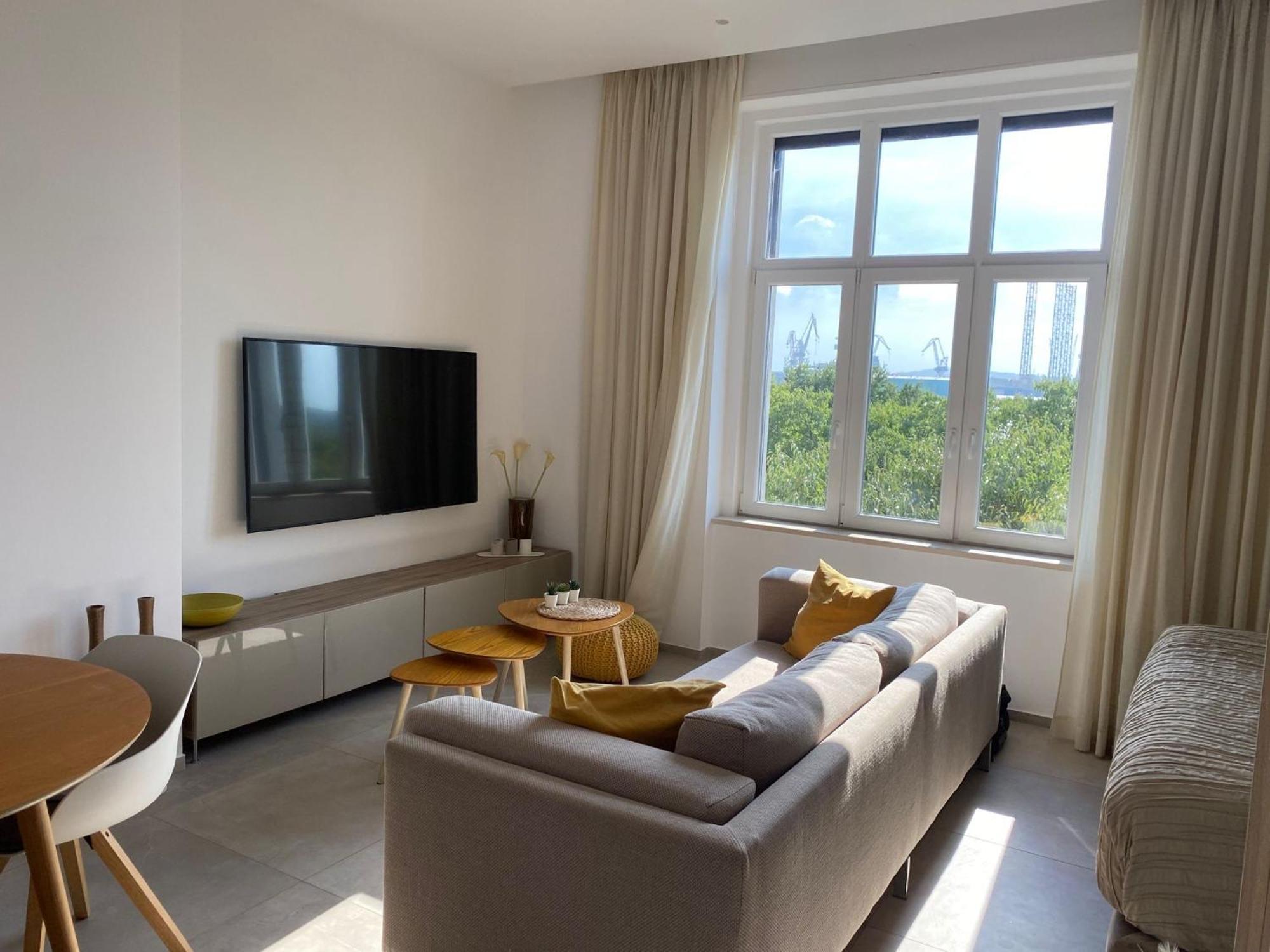 Lifestyle Apartments Pula Extérieur photo